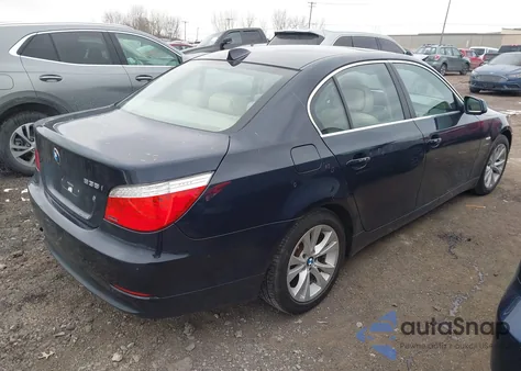 2010 BMW 5 Series из США, поврежденный, VIN WBANV9C57AC390630